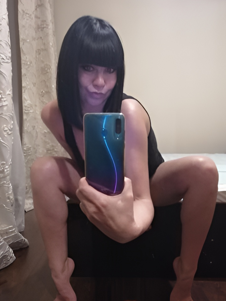 Аврора привлекательная девушка из Ангарска цена от 2000 руб