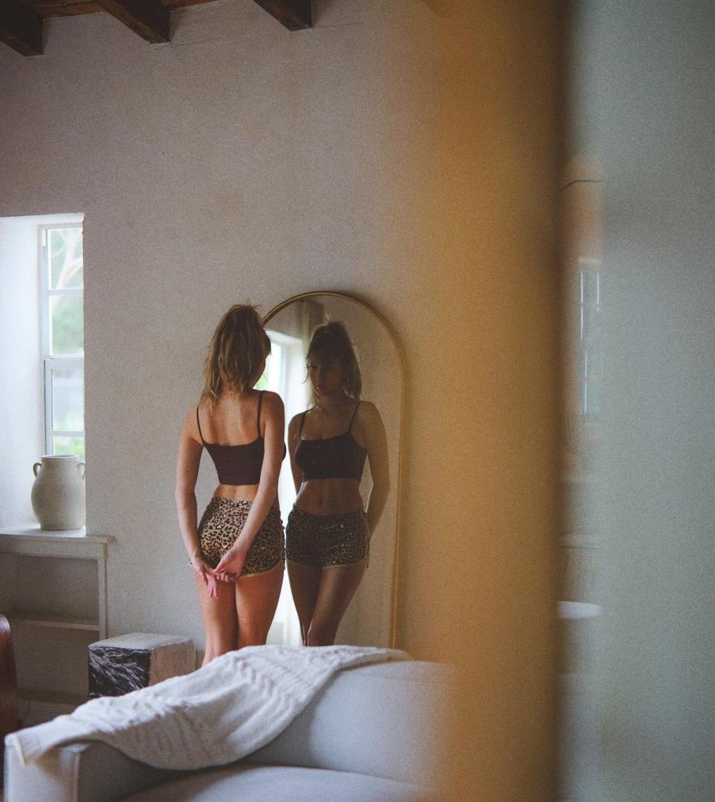 Анна привлекательная девушка из Ангарска цена от 4000 руб