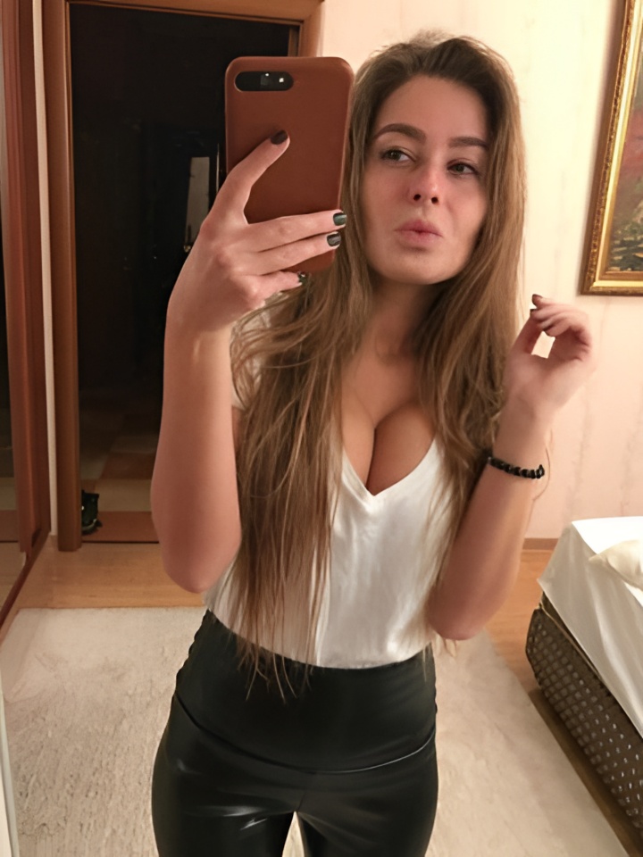 Индивидуалка Софа, доступна для личного знакомства от 1500 руб